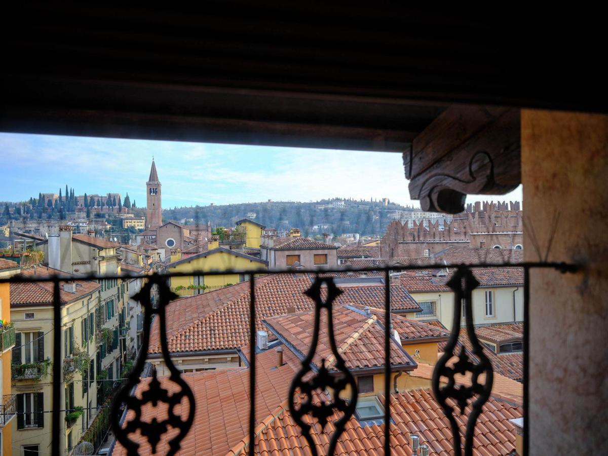 Apartmentsarena - Residenza Degli Scaligeri - Piazza Erbe Verona Buitenkant foto