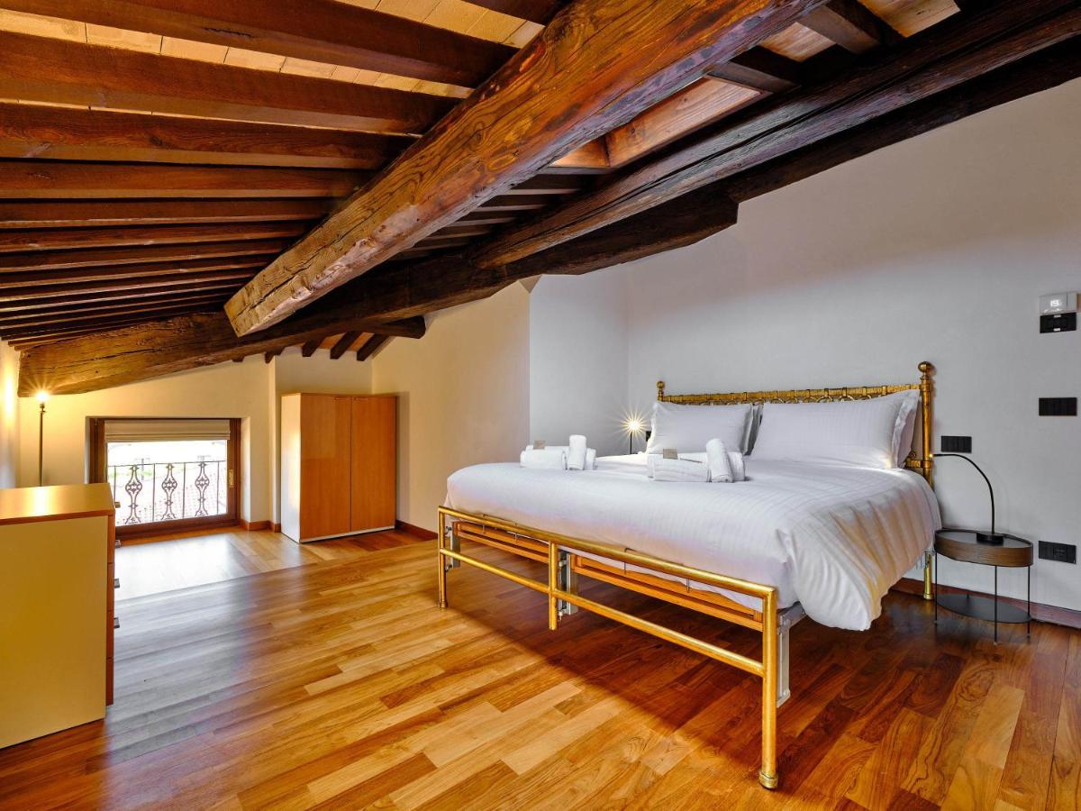 Apartmentsarena - Residenza Degli Scaligeri - Piazza Erbe Verona Buitenkant foto