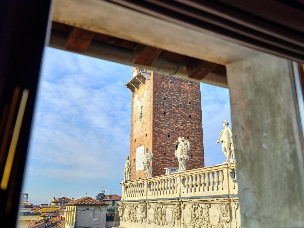 Apartmentsarena - Residenza Degli Scaligeri - Piazza Erbe Verona Buitenkant foto