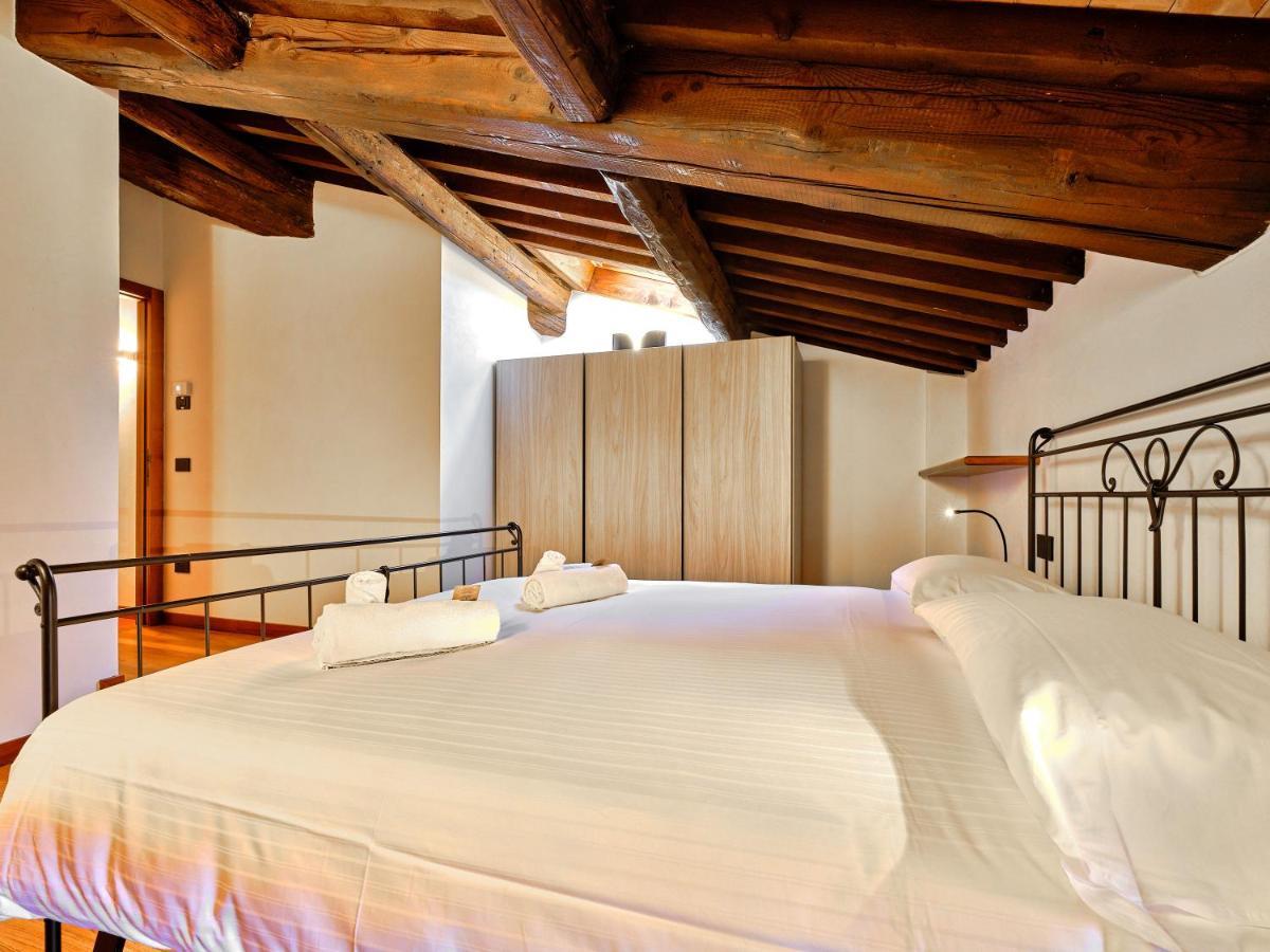 Apartmentsarena - Residenza Degli Scaligeri - Piazza Erbe Verona Buitenkant foto