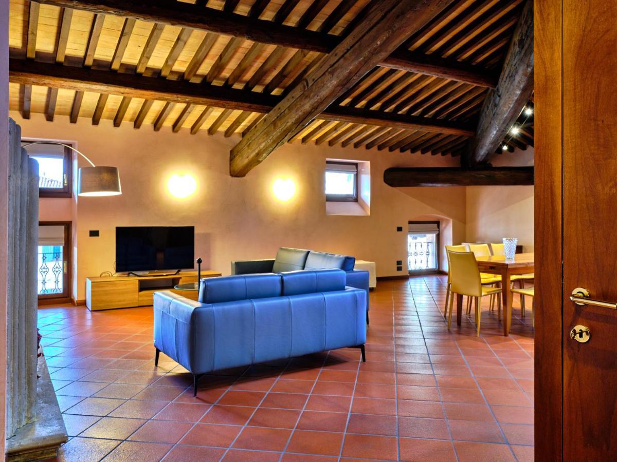 Apartmentsarena - Residenza Degli Scaligeri - Piazza Erbe Verona Buitenkant foto