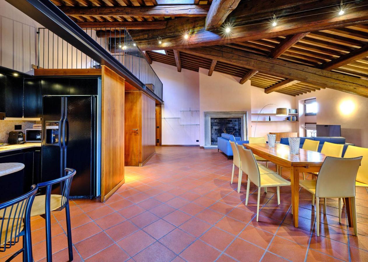 Apartmentsarena - Residenza Degli Scaligeri - Piazza Erbe Verona Buitenkant foto