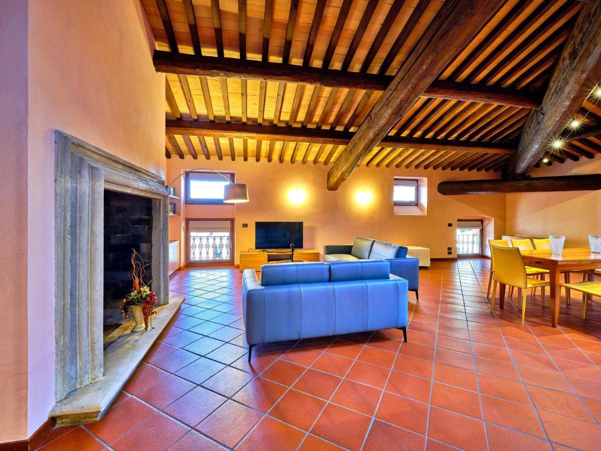 Apartmentsarena - Residenza Degli Scaligeri - Piazza Erbe Verona Buitenkant foto