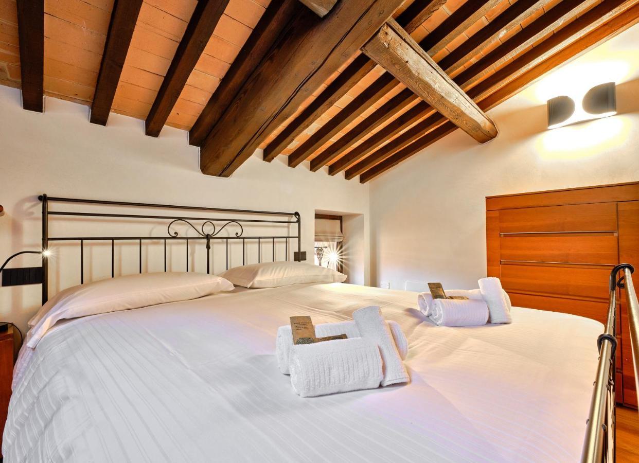 Apartmentsarena - Residenza Degli Scaligeri - Piazza Erbe Verona Buitenkant foto