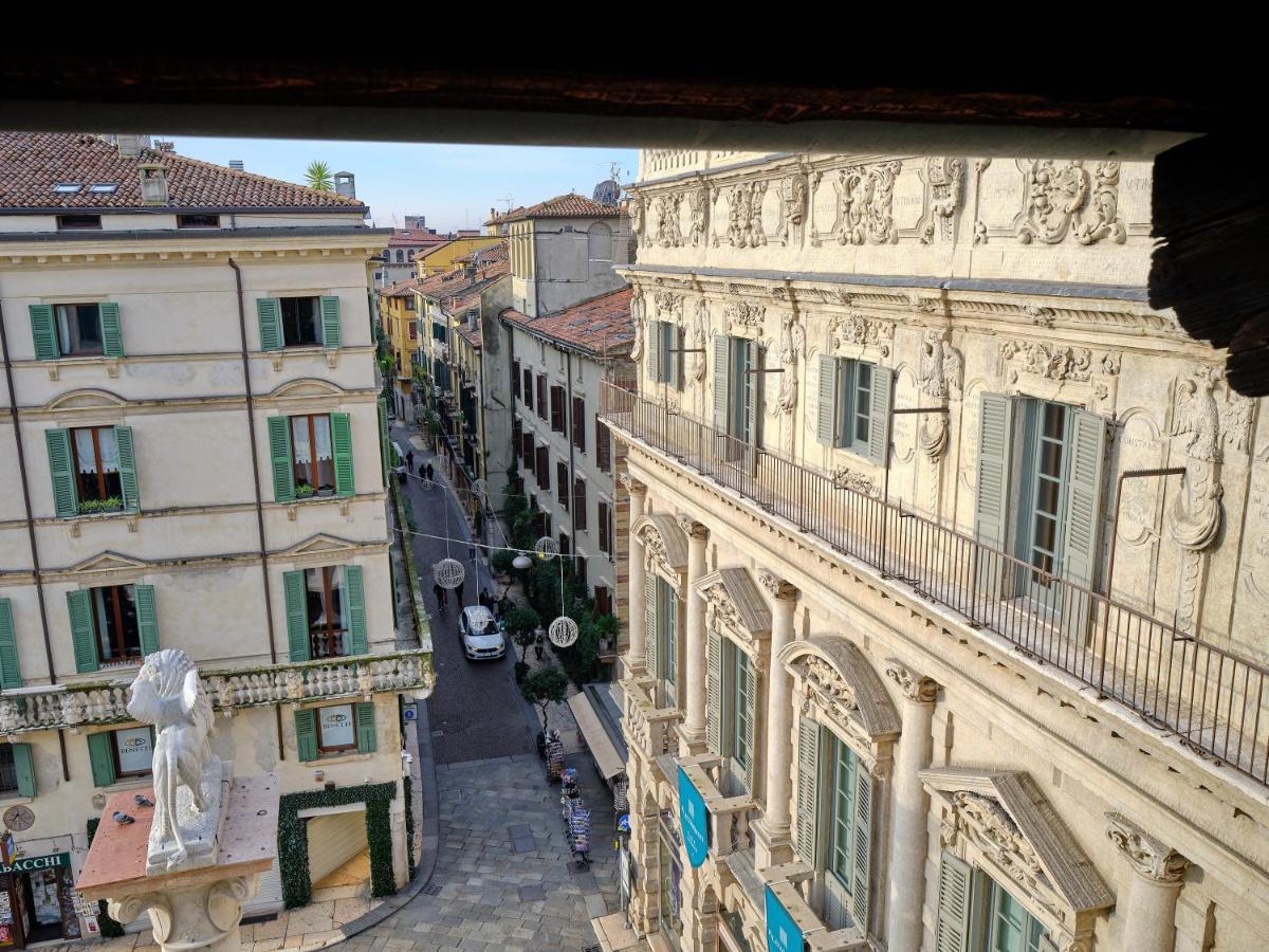 Apartmentsarena - Residenza Degli Scaligeri - Piazza Erbe Verona Buitenkant foto